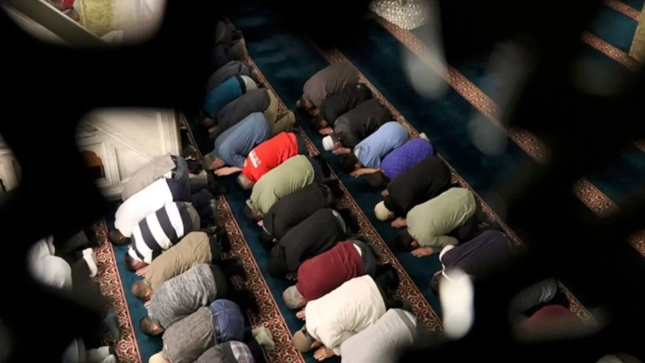 Ramazanın gülü teravih namazı: Faziletleri ve gizli sırları