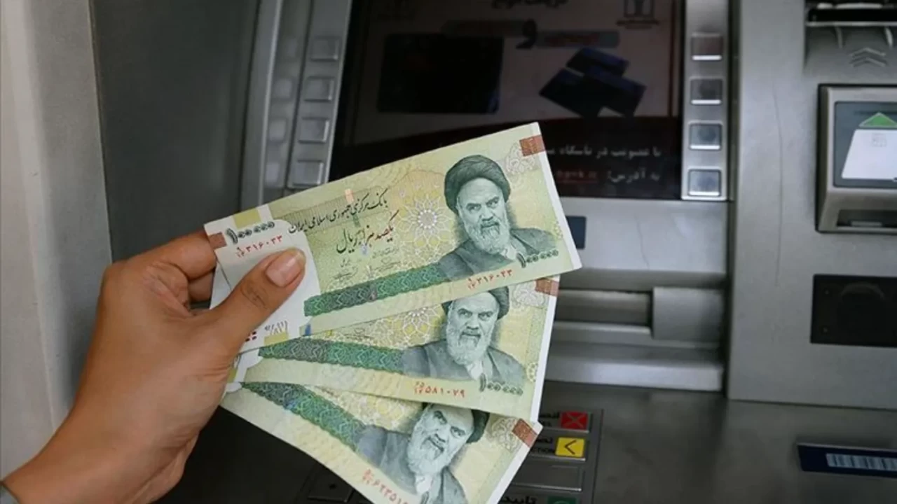 1 dolar 1.5 milyon riyal oldu! İran ekonomisinde tarihi çöküş