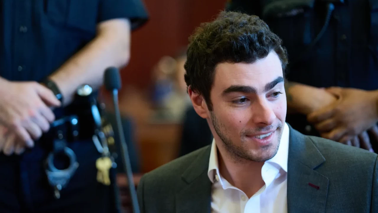 Brian Thompson cinayetinde önemli gelişme: Mangione'nin ölüm cezası düşürüldü!