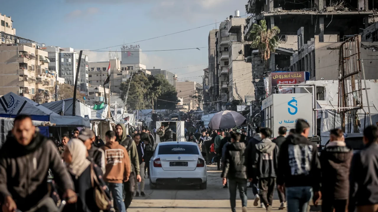 İsrail ordusu, Batı Şeria’da 20 Filistinliyi gözaltına aldı