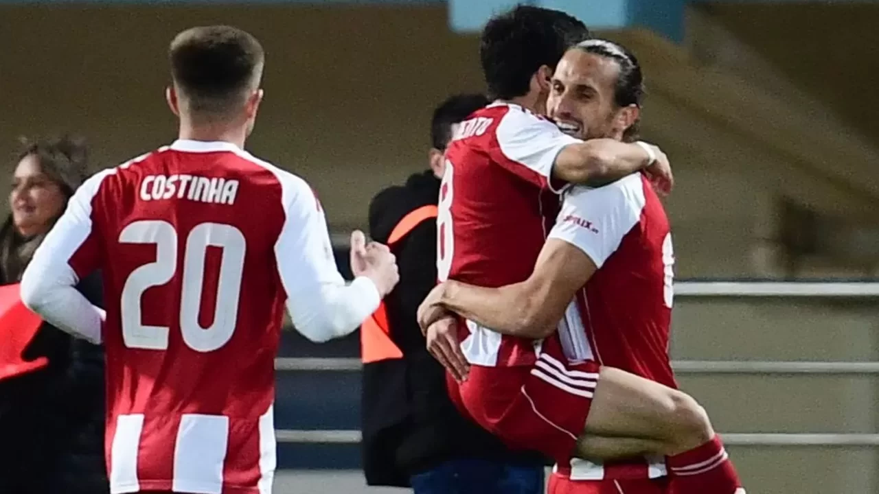 Yusuf Yazıcı, Olympiakos’a Yunanistan Süper Kupası’nı kazandırdı