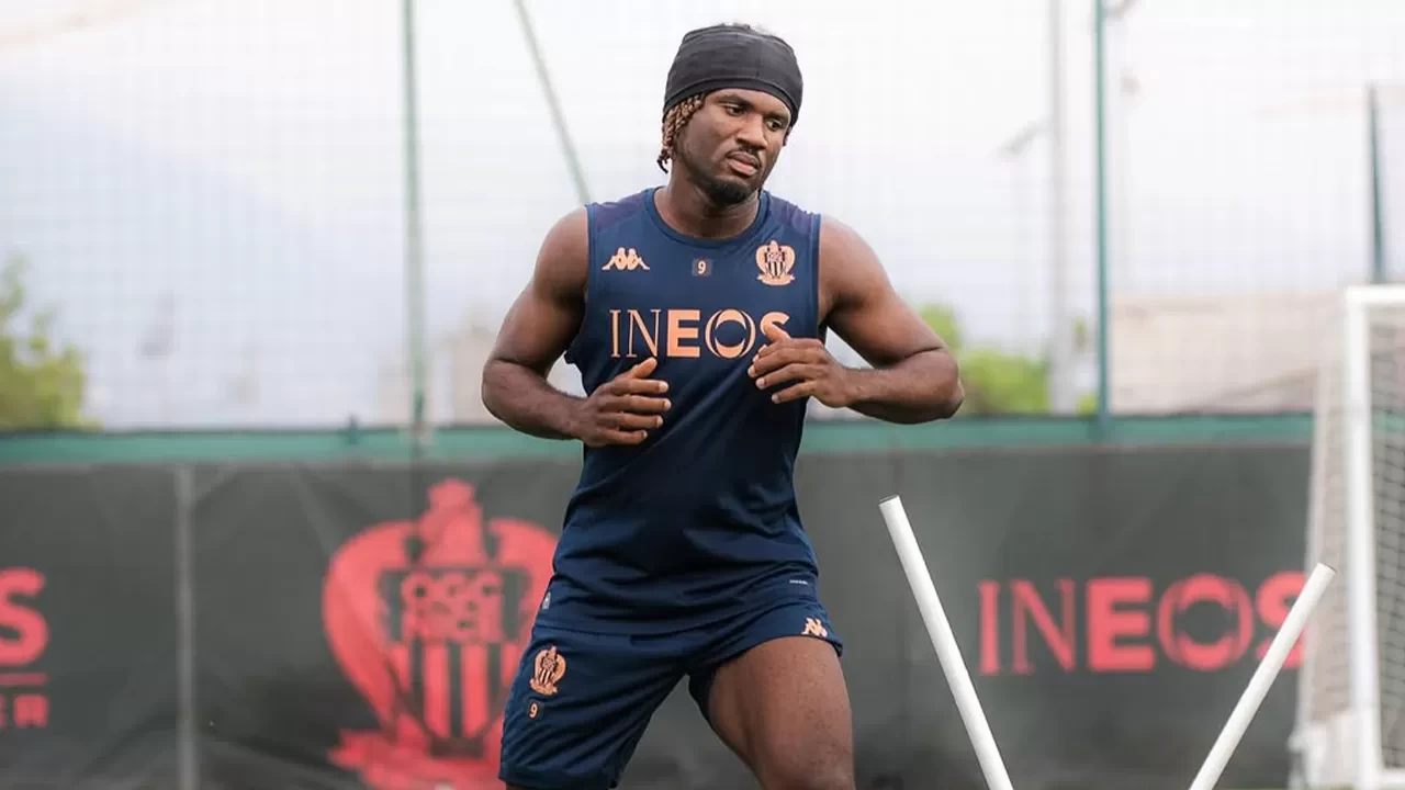 Beşiktaş’ta forvet arayışı: Terem Moffi gündemde