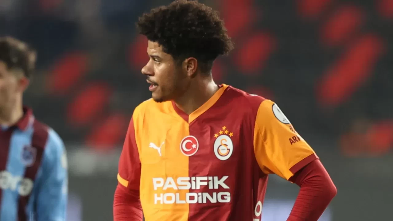 Galatasaray'a Gabriel Sara'dan kötü haber