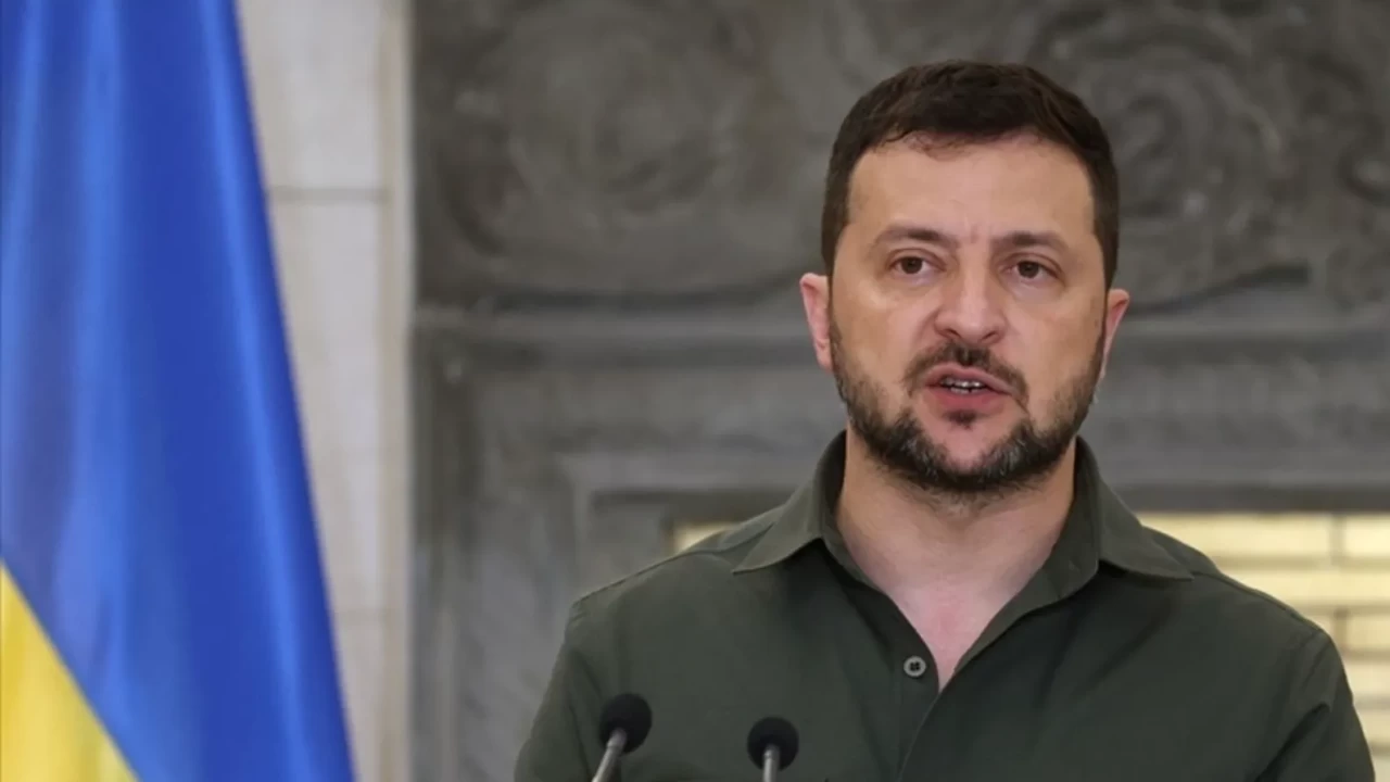 Zelenskiy:  Kimsenin boş siyasete veya sonuç getirmeyen konuşmalara ihtiyacı yok”