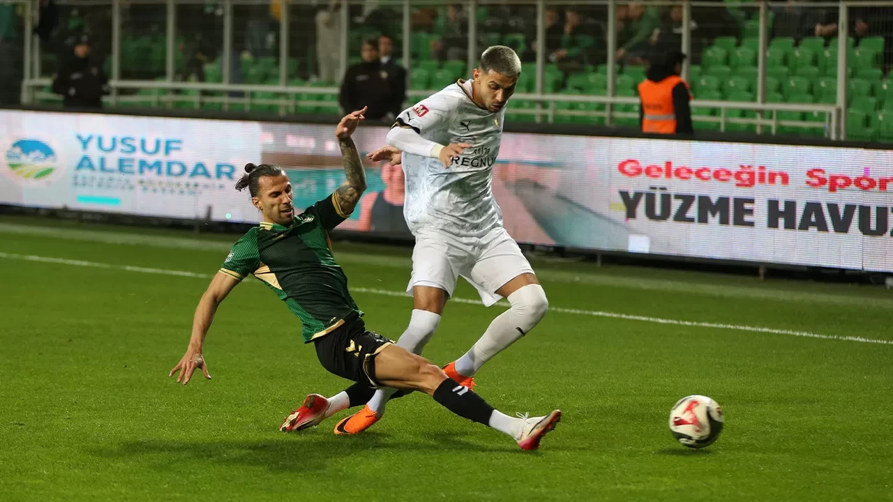 Bodrum FK, Sakarya deplasmanında kazandı | 1. Lig'de Sakaryaspor 0-2 Bodrum FK