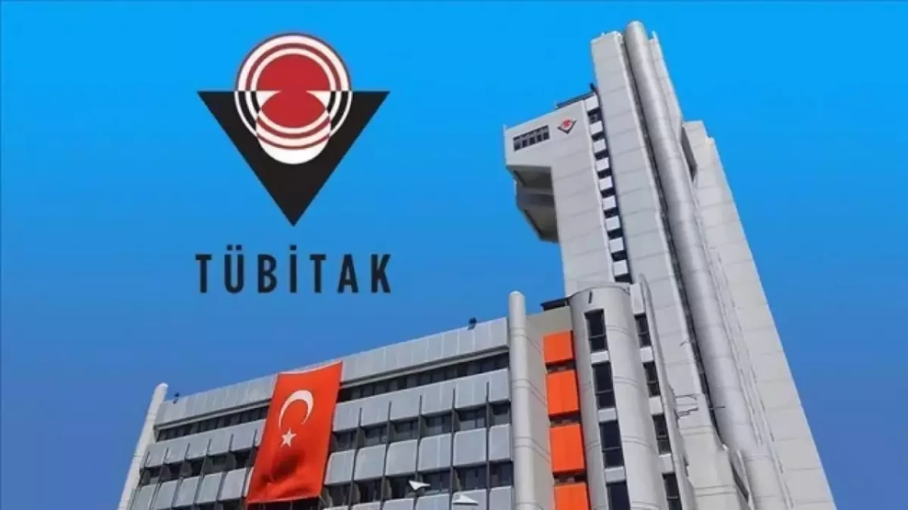 Bakan Kacır duyurdu: TÜBİTAK burs destekleri artırıldı