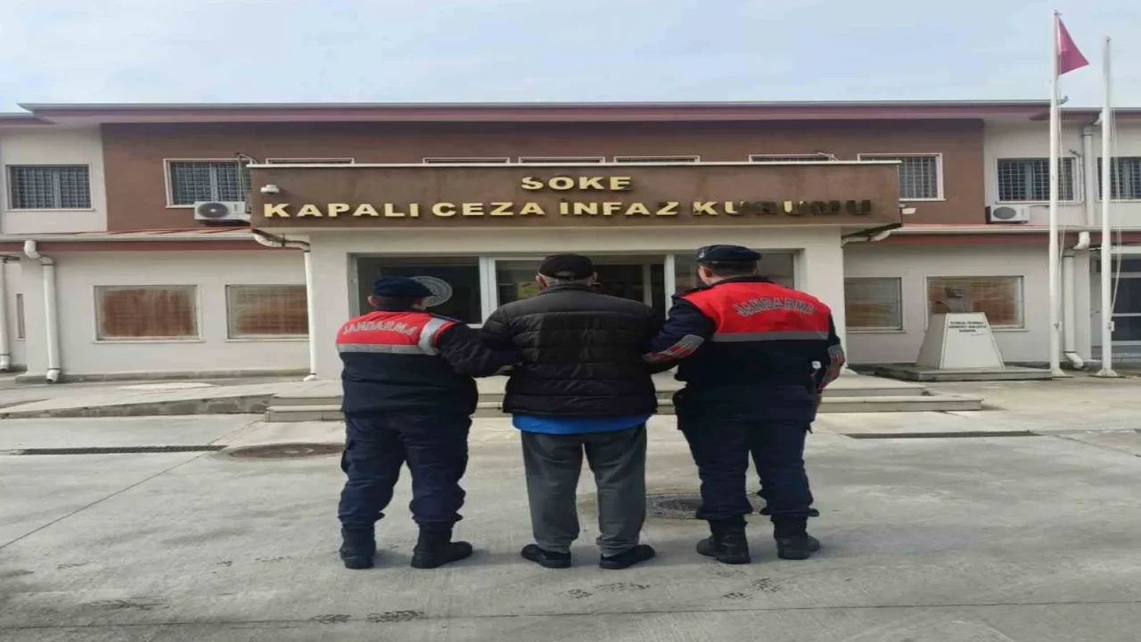 Aydın'da jandarmadan operasyon! Aranan hükümlü yakayı ele verdi