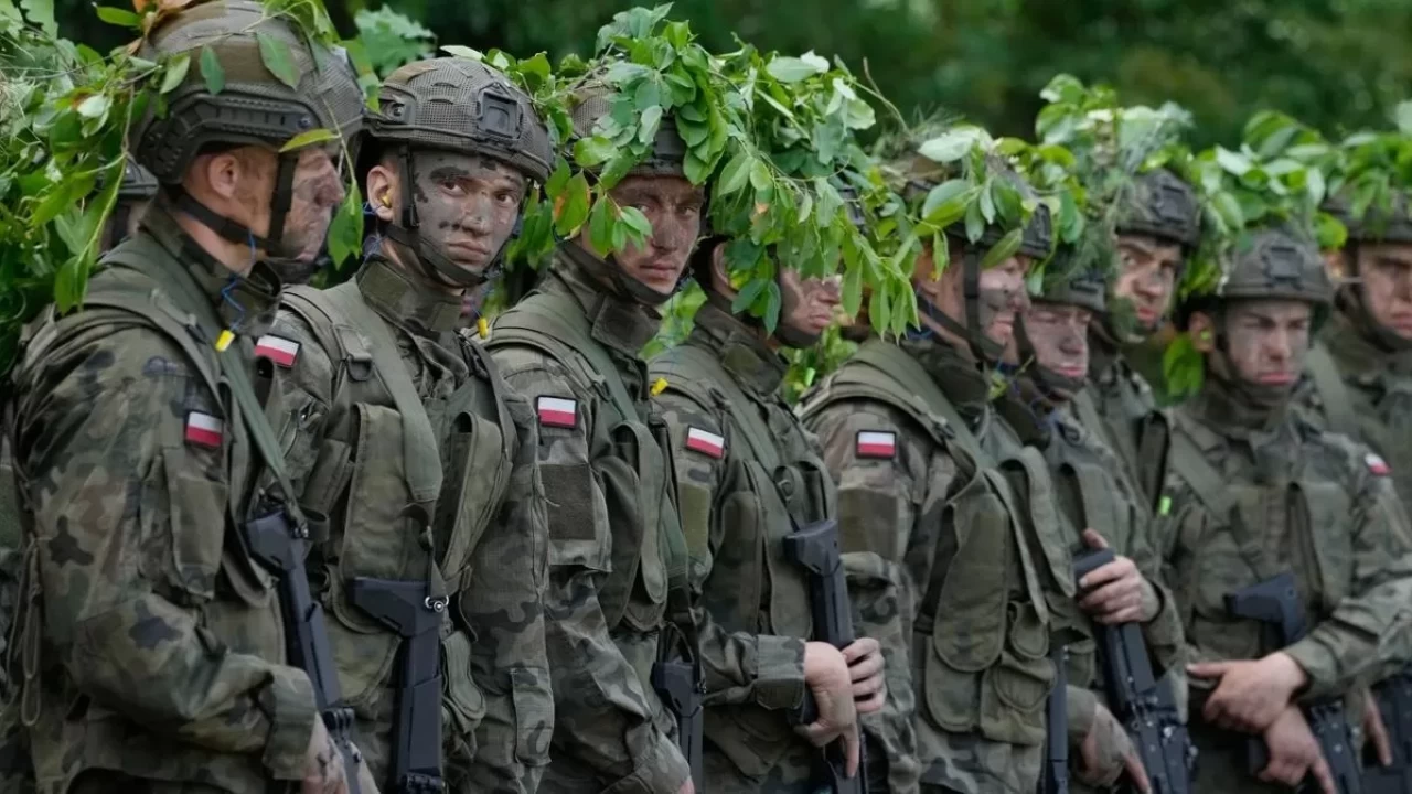 Polonya’da casusluk şoku: Rus istihbaratı iddiasıyla personel gözaltında