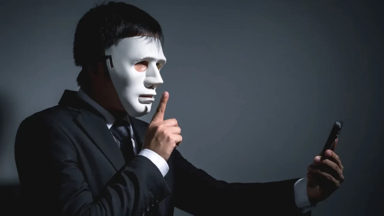 Instagram'da 'Yatırım Danışmanı' tuzağı: 16 ilde 68 şüpheli yakayı ele verdi