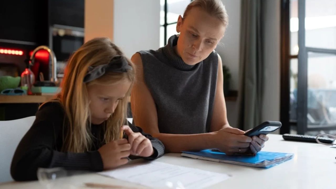 Çocuklarınızın iç sesi siz olun: Başarılı ebeveynlerin her gün söylediği 9 cümle!