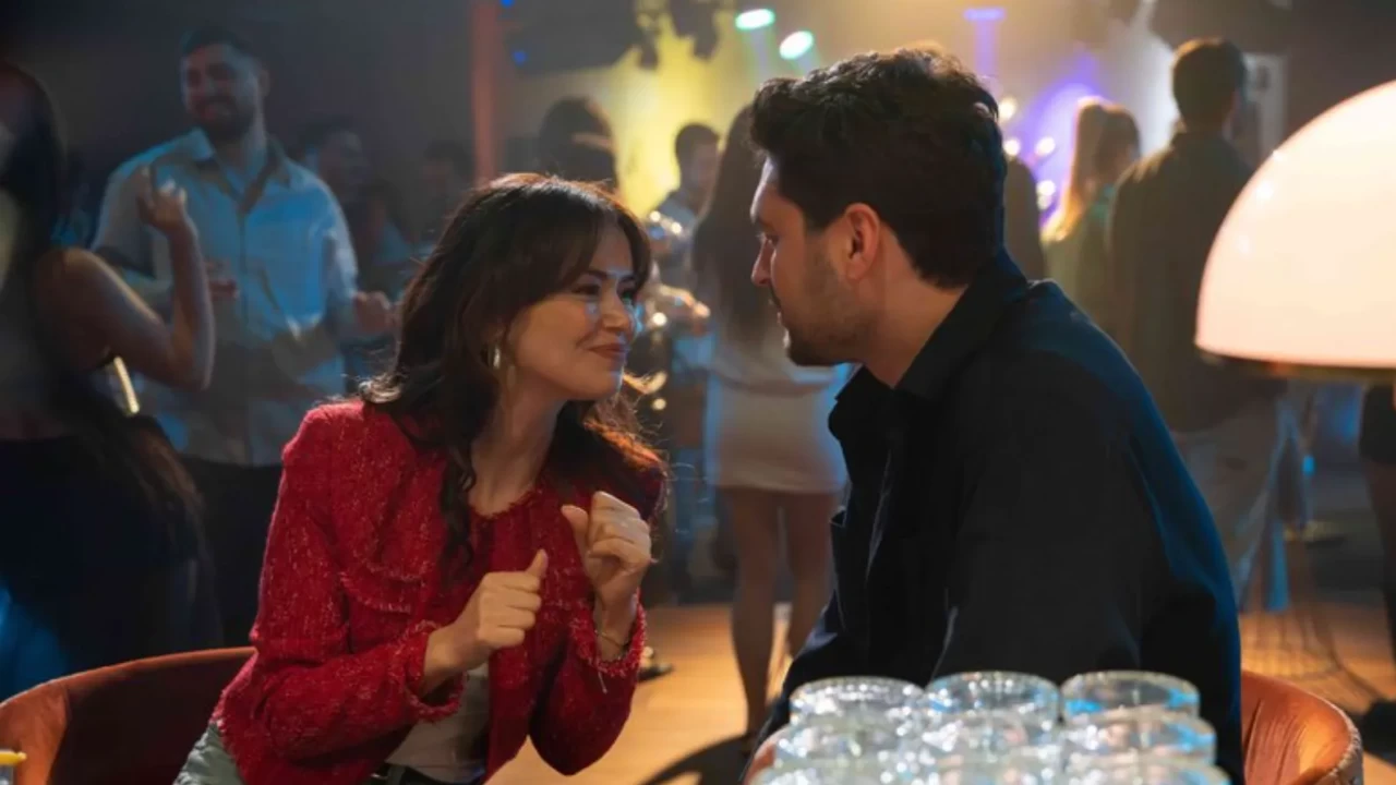 Kızılcık Şerbeti 125. bölüm fragmanı İZLE! Ömer ve Kıvılcım arasında ipler geriliyor