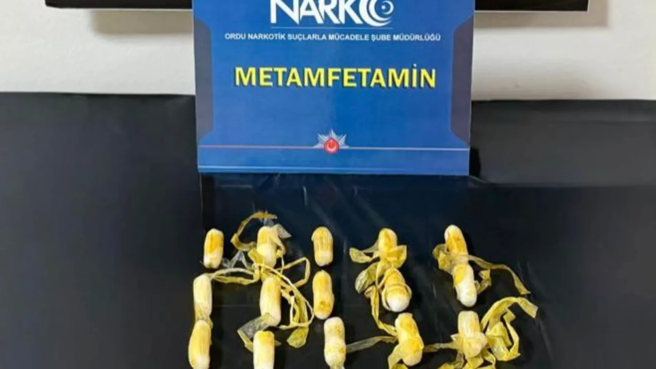 Ordu’da narkotik polisinin dikkati facianın önüne geçti: Midesinden 20 paket yasaklı madde çıktı!