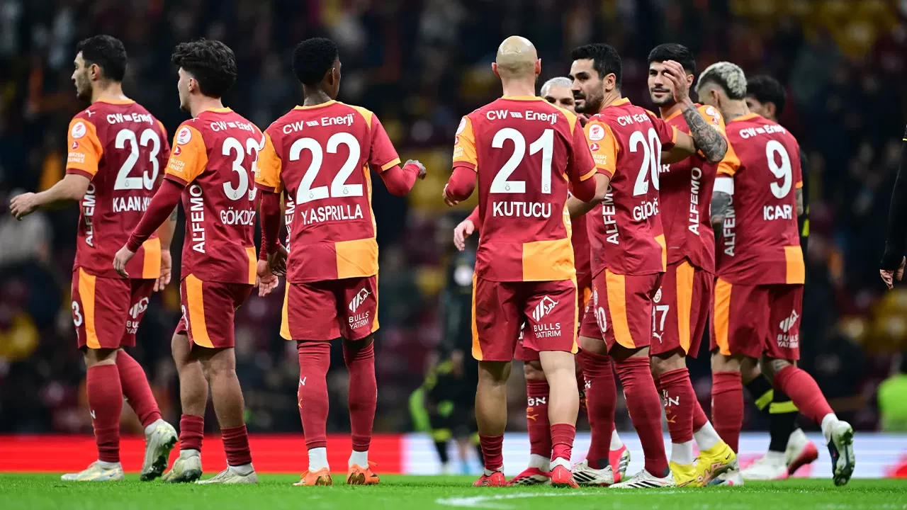 Galatasaray'da yeni transfer Asprilla ilk kez 11'de başladı