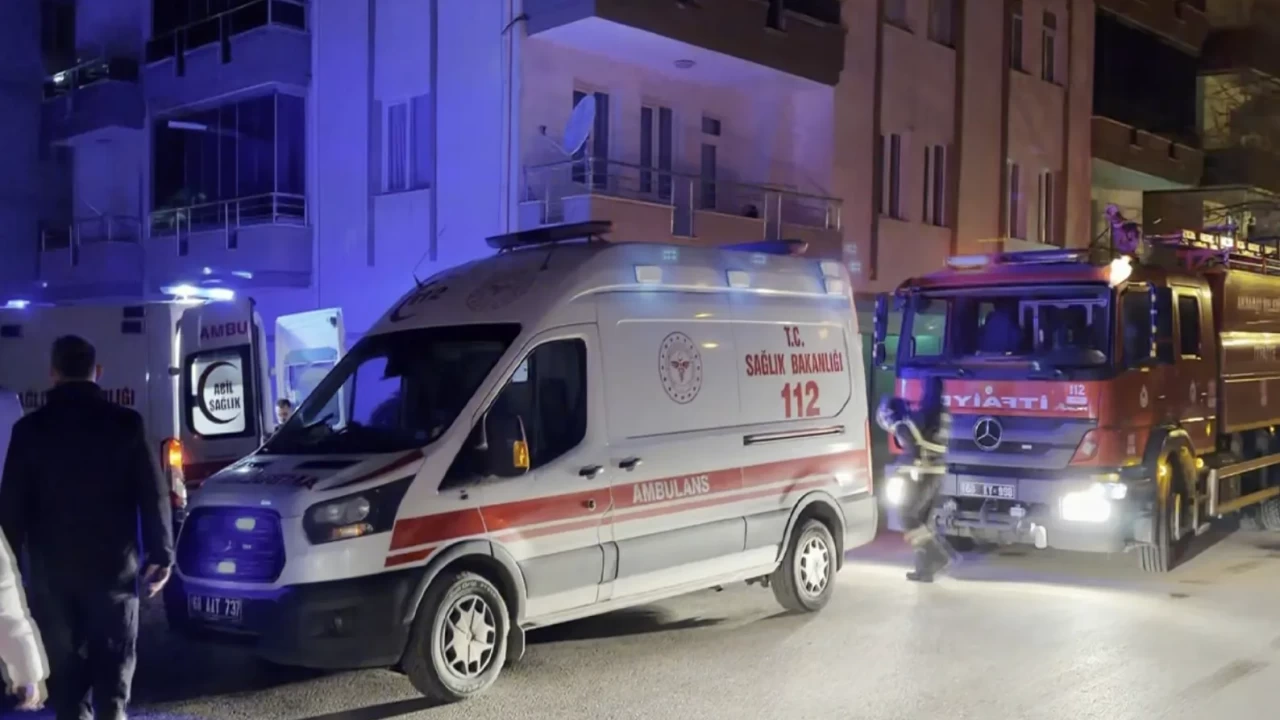 Aksaray'da doğal gaz tamiri faciaya dönüştü! Bina savaş alanına döndü