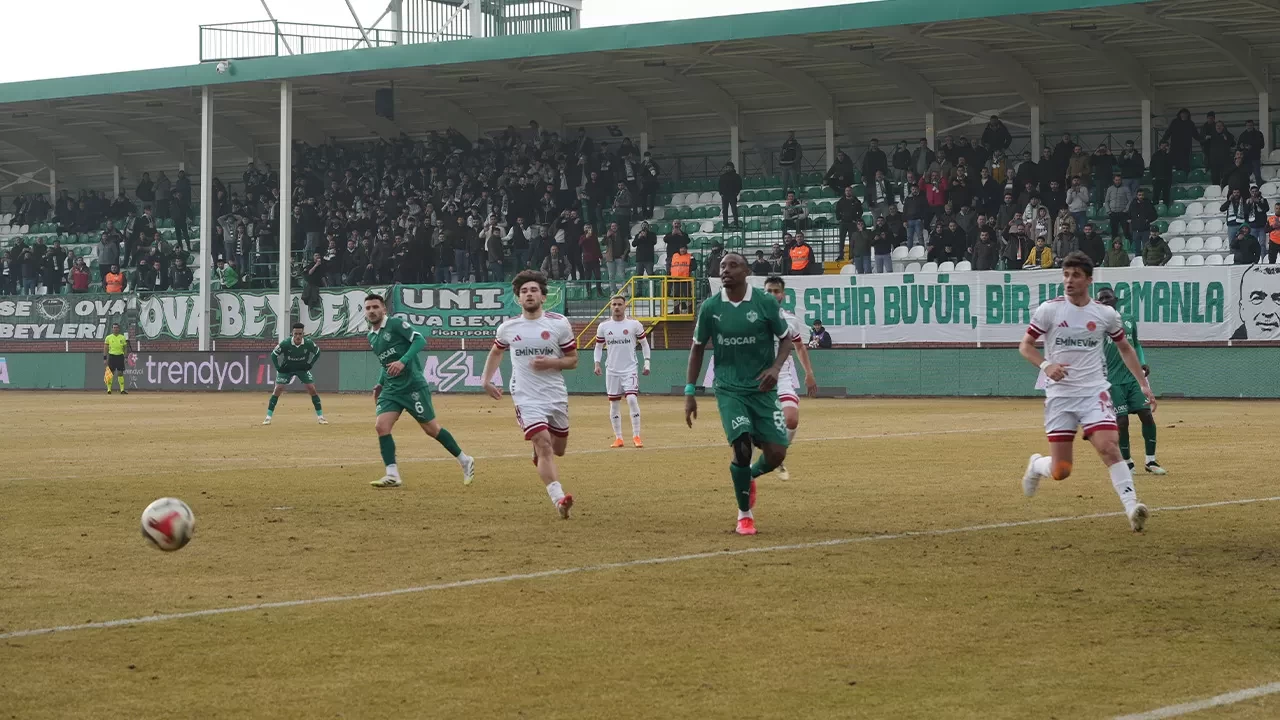 Iğdır'da puanlar paylaşıldı | 1. Lig'de Iğdır FK 1-1 Ümraniyespor