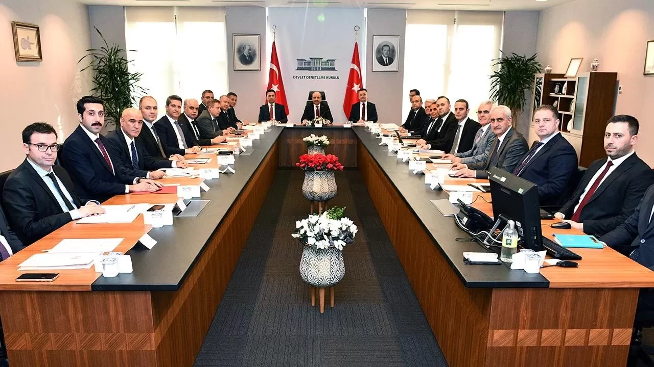 Cumhurbaşkanlığı Külliyesi'nde kritik toplantı! Denetim masası kuruldu