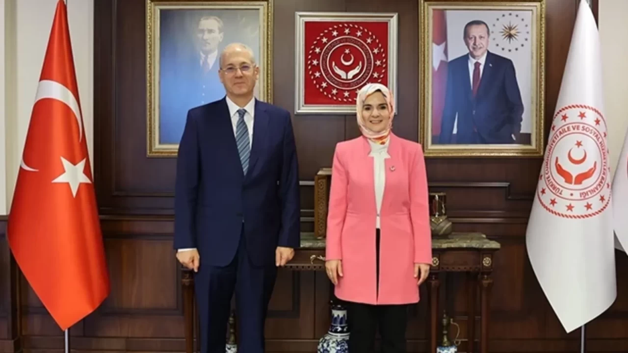 Bakan Göktaş, Mısır Ankara Büyükelçisi Elsheik ile bir araya geldi