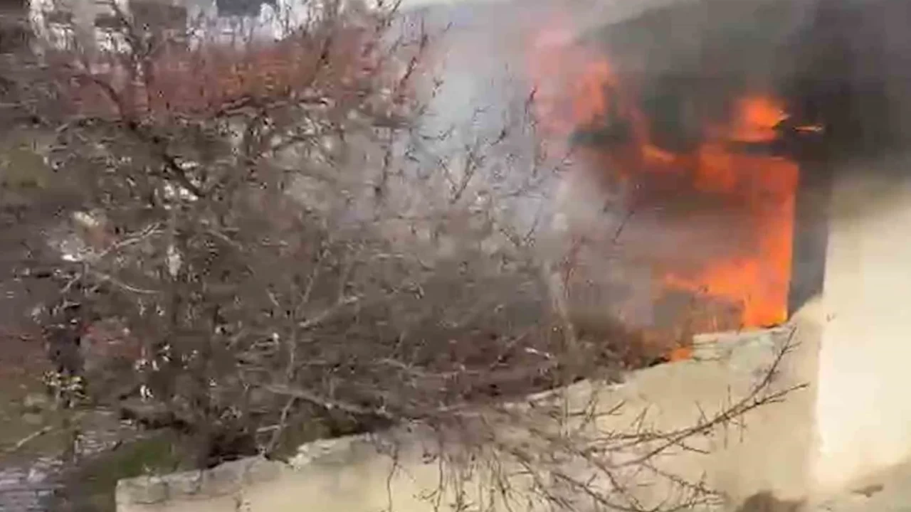 Kırıkkale’de tek katlı ev cayır cayır yandı