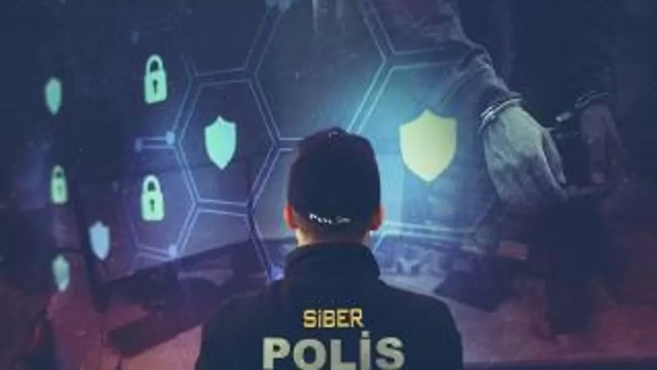 Siber dolandırıcılarına ağır darbe! 15 ilde suç ağı çökertildi: 58 tutuklama