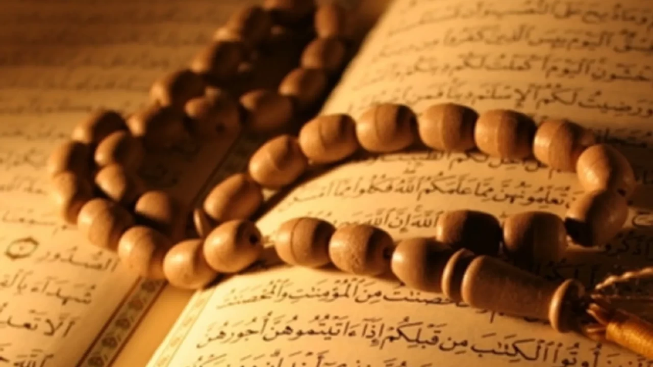 Cuma Günü Okunacak Dualar ve Zikirler: En Faziletli Kısa Dualar (2026)