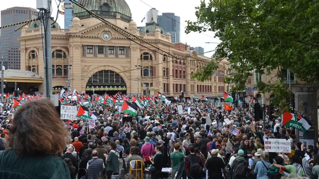İsrail Cumhurbaşkanı Herzog'un Avustralya ziyaretinin son gününde protesto
