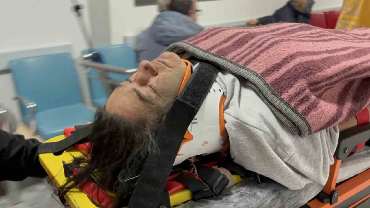 Ihlara Vadisi'nde yürekleri ağza getiren olay! Cam terastan düştü