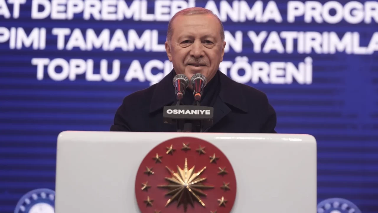 Cumhurbaşkanı Erdoğan'dan CHP'ye sert tepki: 'Bitiremez dedikleri evler bitti'