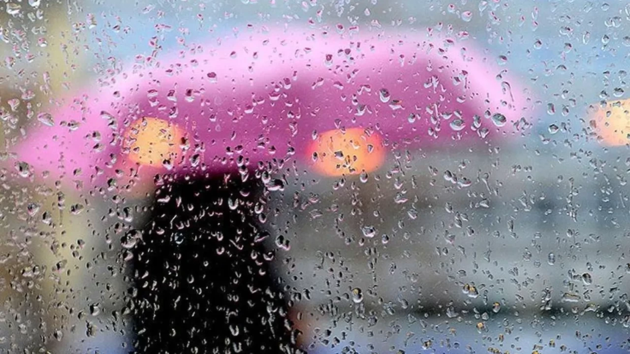 Türkiye genelinde yağışlı hava etkili oluyor: Kar, sağanak ve kuvvetli rüzgar uyarısı