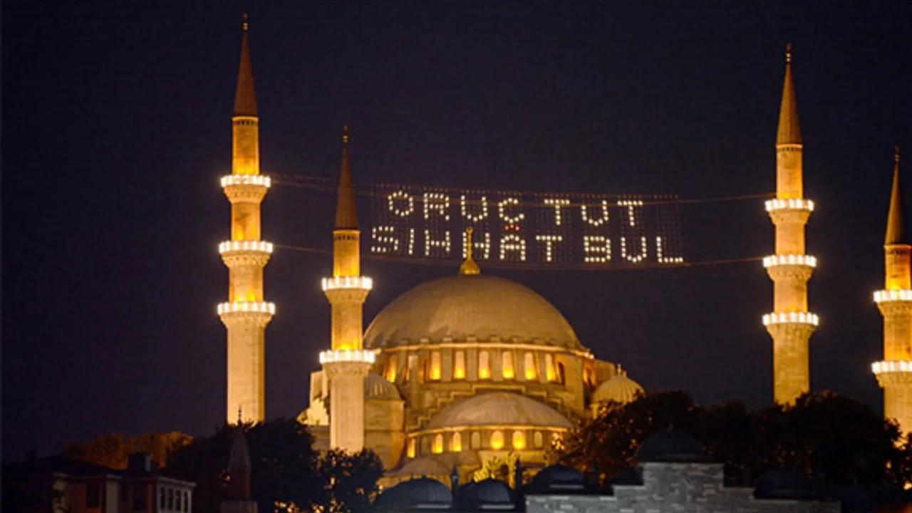 Berat Kandili Orucu Ne Zaman Tutulur? 2 Şubat mı, 3 Şubat mı? (Diyanet)