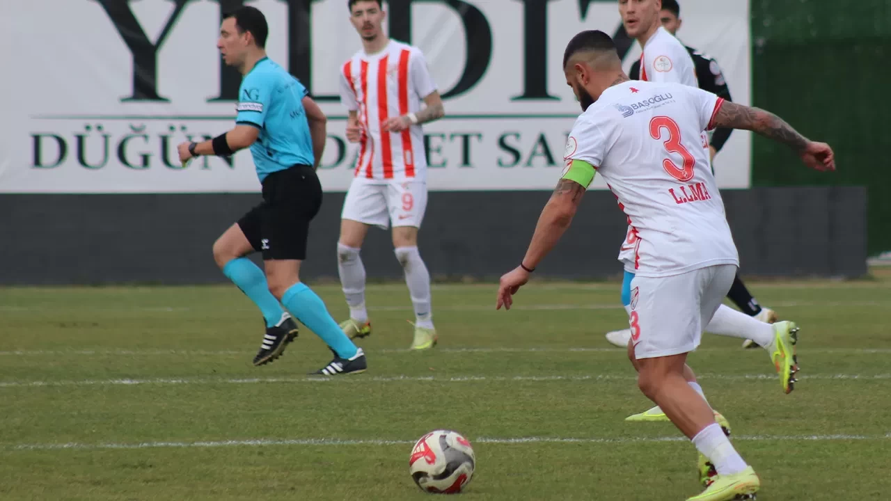 Boluspor, evinde 2 golle güldü | 1. Lig'de Boluspor 2-0 Sakaryaspor