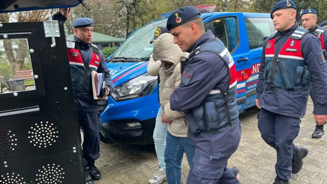 İzmir'deki sel faciasında şok gerçek: Kardeşlerin öldüğü aracın sürücüsü  Zehir Taciri  çıktı!