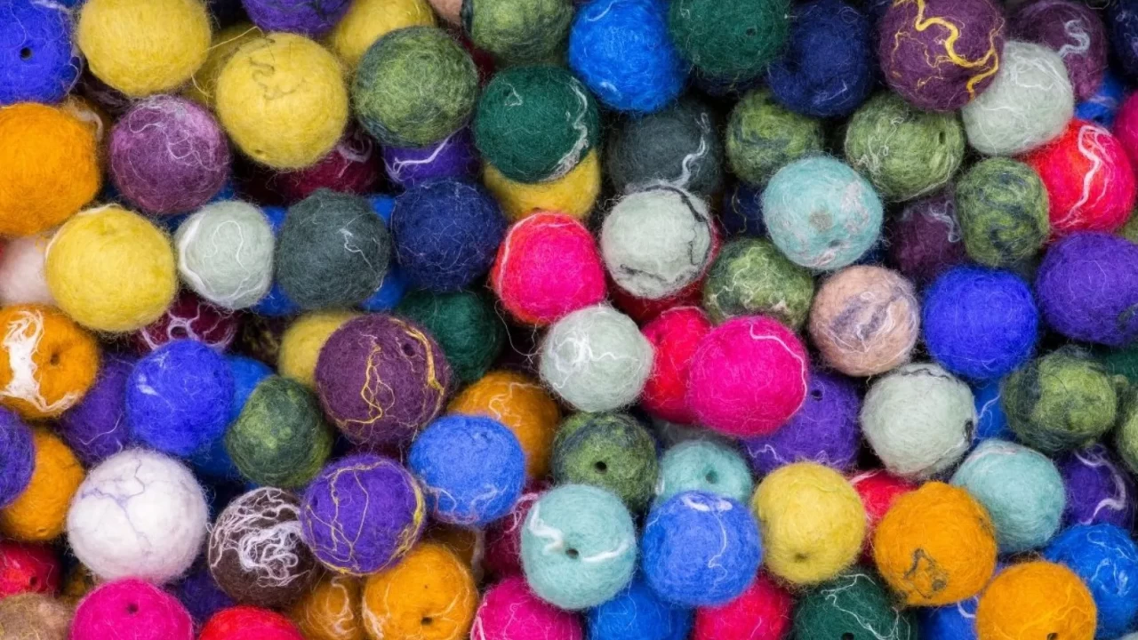 İnsanlık tarihinin en eski dokusu: Modern dokunuşlarla yeniden doğan Keçe Sanatı!