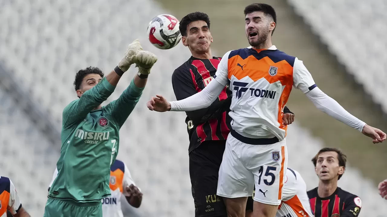 Türkiye Kupası'nda Başakşehir, Fatih Karagümrük deplasmanında farklı kazandı