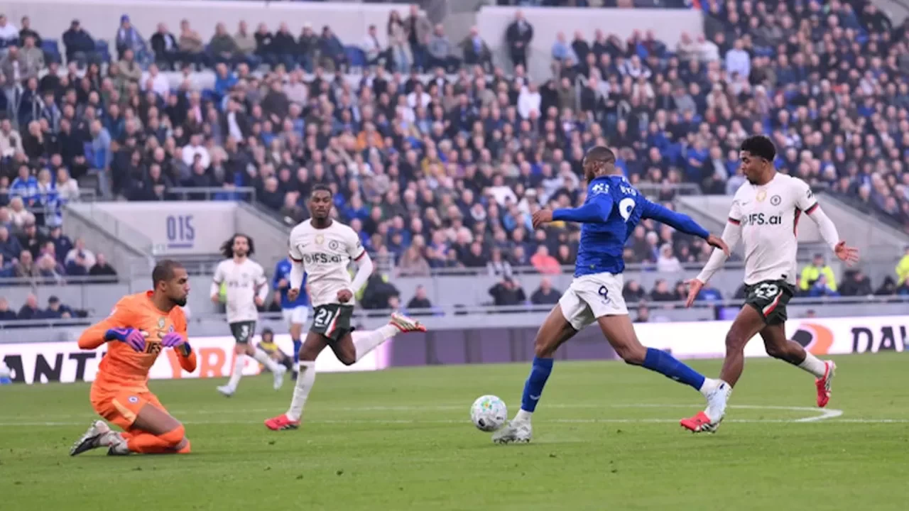 Premier Lig'de Chelsea'ye Everton'dan ağır darbe