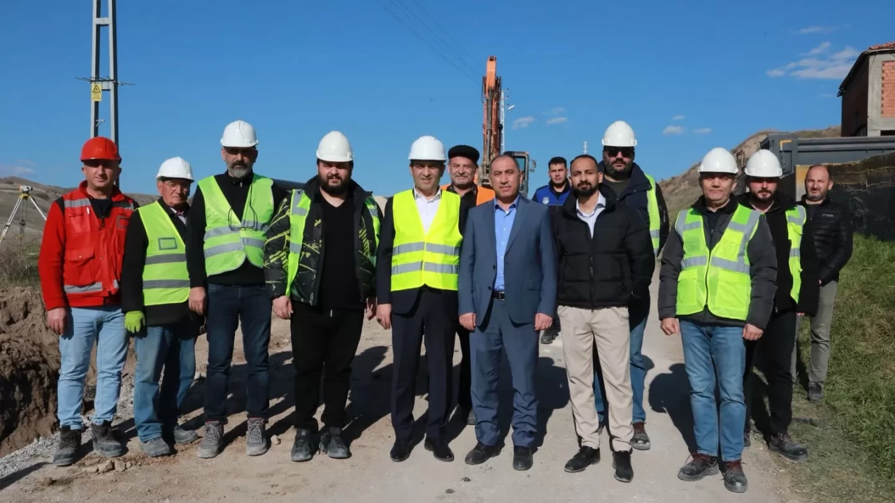 Suluova Belediyesi’nden temizlik ve altyapı yatırımlarına devam ediyor