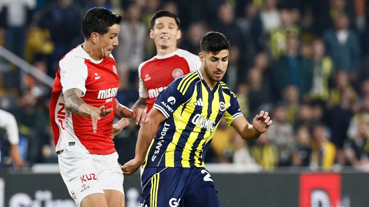 Süper Lig'de Fatih Karagümrük-Fenerbahçe maçının ilk 11'leri belli oldu