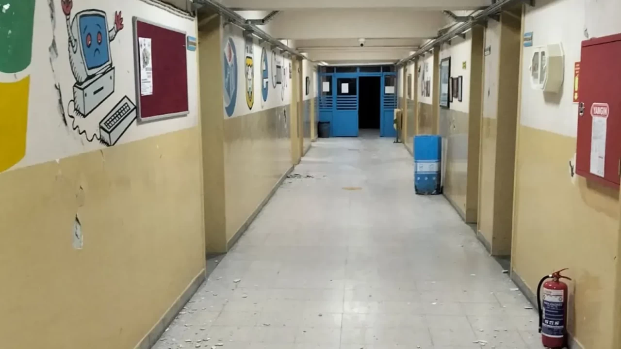 Tokat'ta deprem sonrası bazı ilçelerde eğitime ara verildi