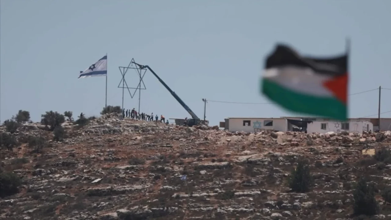 Nablus'ta Eğitim Yuvasına Baskın: Kız Okulu Gaspçıların Hedefi! (2026)