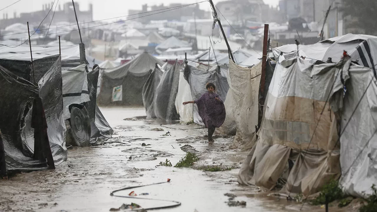 Filistinlileri bu kez sel vurdu! Gazze'de yürek sızlatan görüntüler...