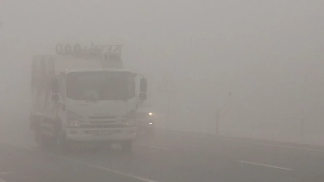 Denizli'de Sis Felç Etti: Görüş Mesafesi 20 Metreye Düştü! (2026)