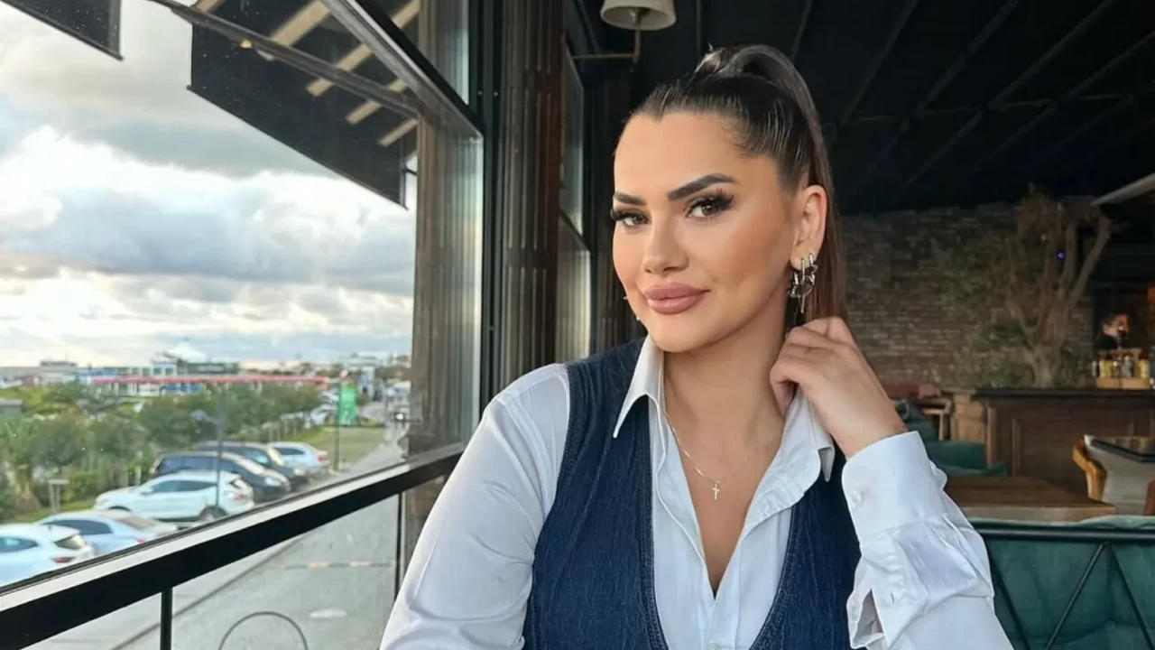 Kısmetse Olur Ayça kimdir? Ayça Ekin Beğen kaç yaşında ve nereli?