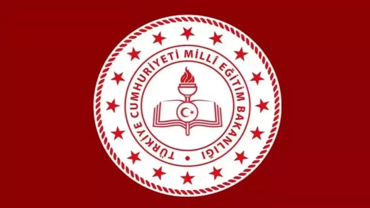 Liselilere “15 Temmuz” temalı panel: Demokrasi bilinci için akademik buluşma