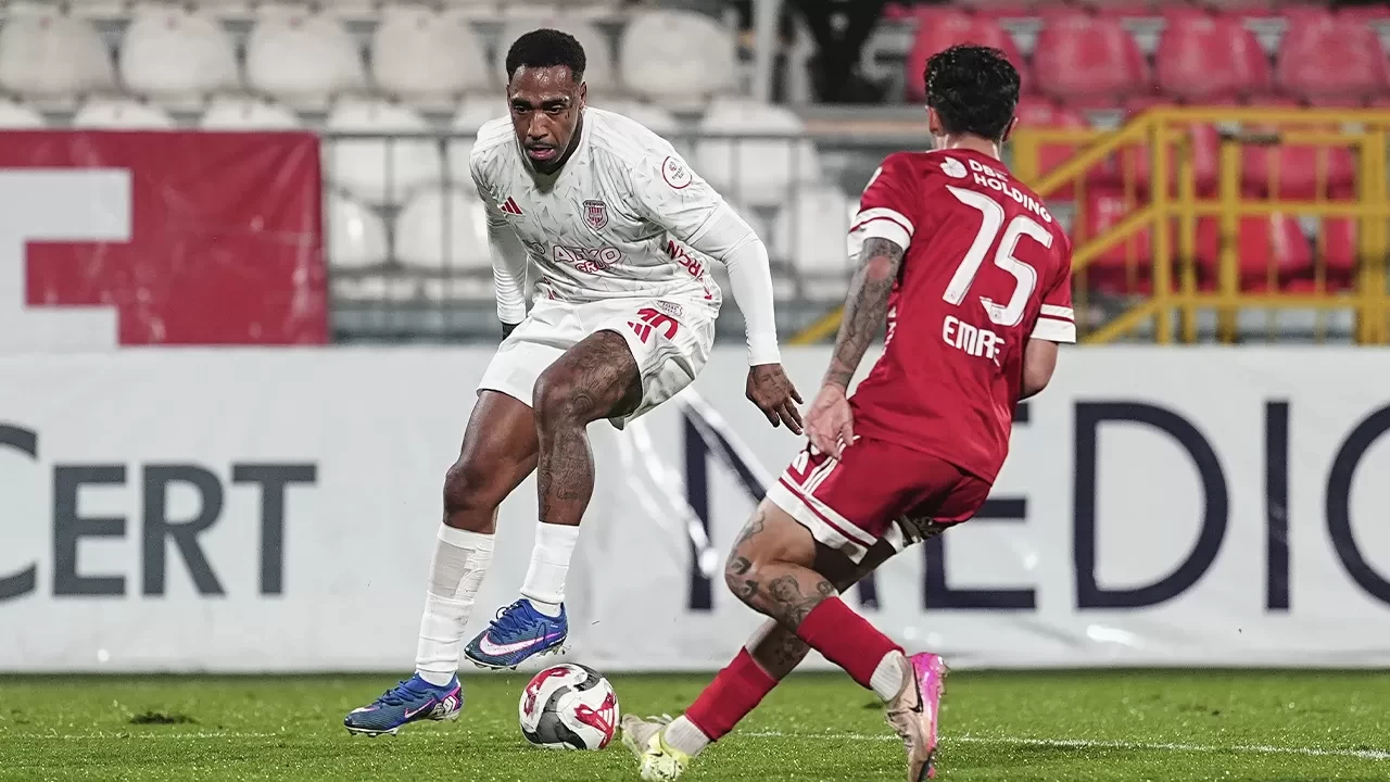 1. Lig'de Ümraniyespor ile Pendikspor golsüz berabere kaldı