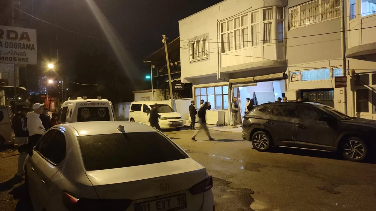 Adana'da alacak-verecek tartışması silahlı kavgaya dönüştü: 2 yaralı!