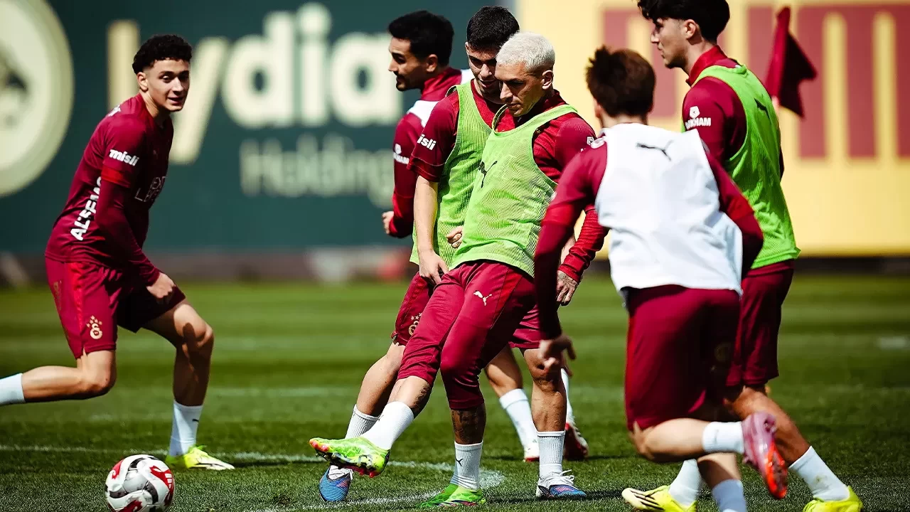 Galatasaray’da Süper Lig'deki Trabzonspor mesaisi sürüyor