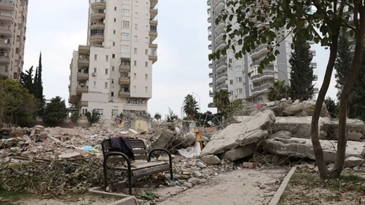 Sami Bey Apartmanı Davası: Firari Müteahhitler Bekleniyor! (2026)