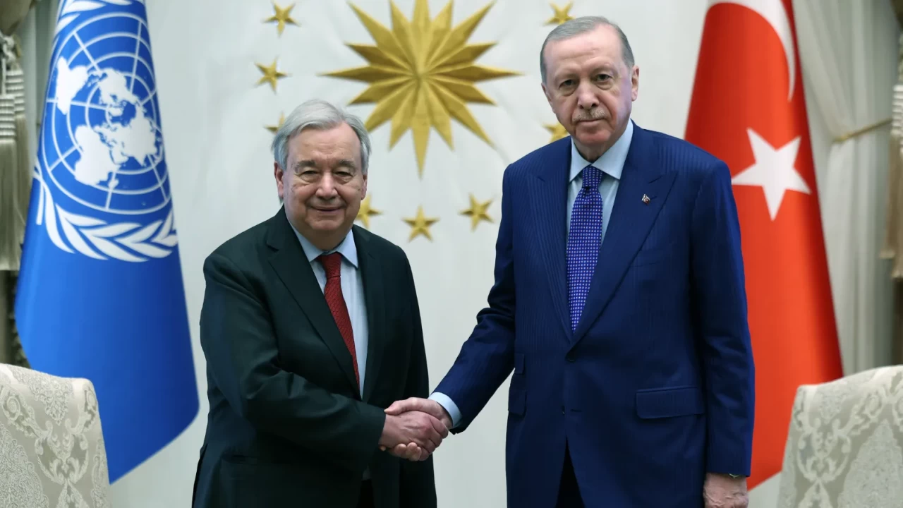 Cumhurbaşkanı Erdoğan'dan BM Genel Sekreteri Guterres'e 'Barış Ödülü': Küresel adaletin sesi oldu