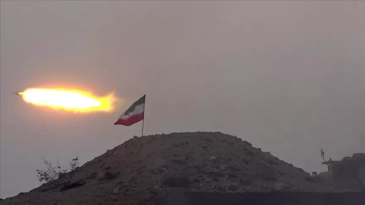 İran Devrim Muhafızları Ordusu: ABD'nin çekilmekten başka seçeneği kalmadı