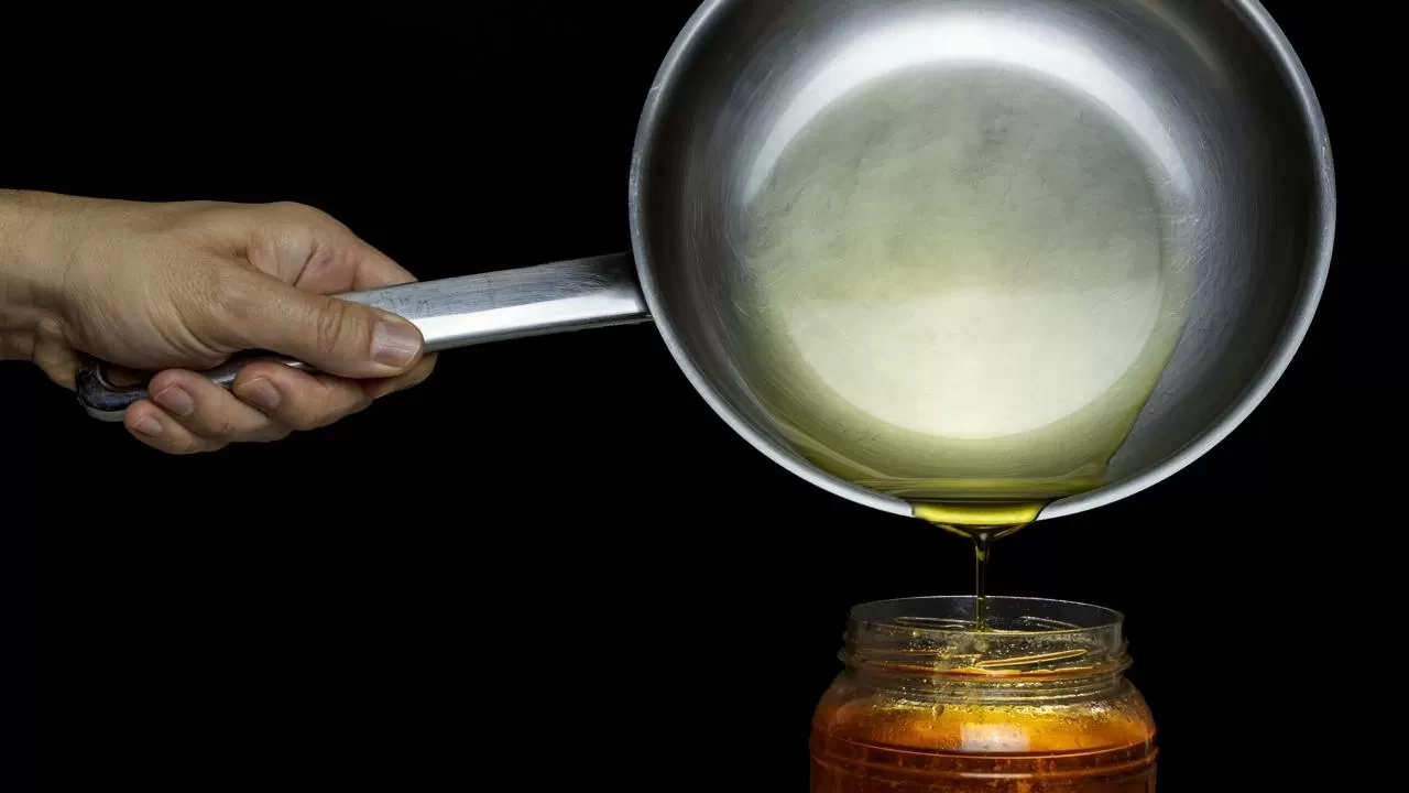 Atık yağlara yeni düzenleme! Marketlerde toplanacak