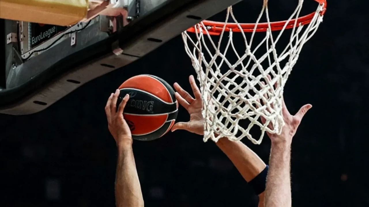 Lider Fenerbahçe Beko Sırbistan Deplasmanında: Play-Off Kapıda! (2026)